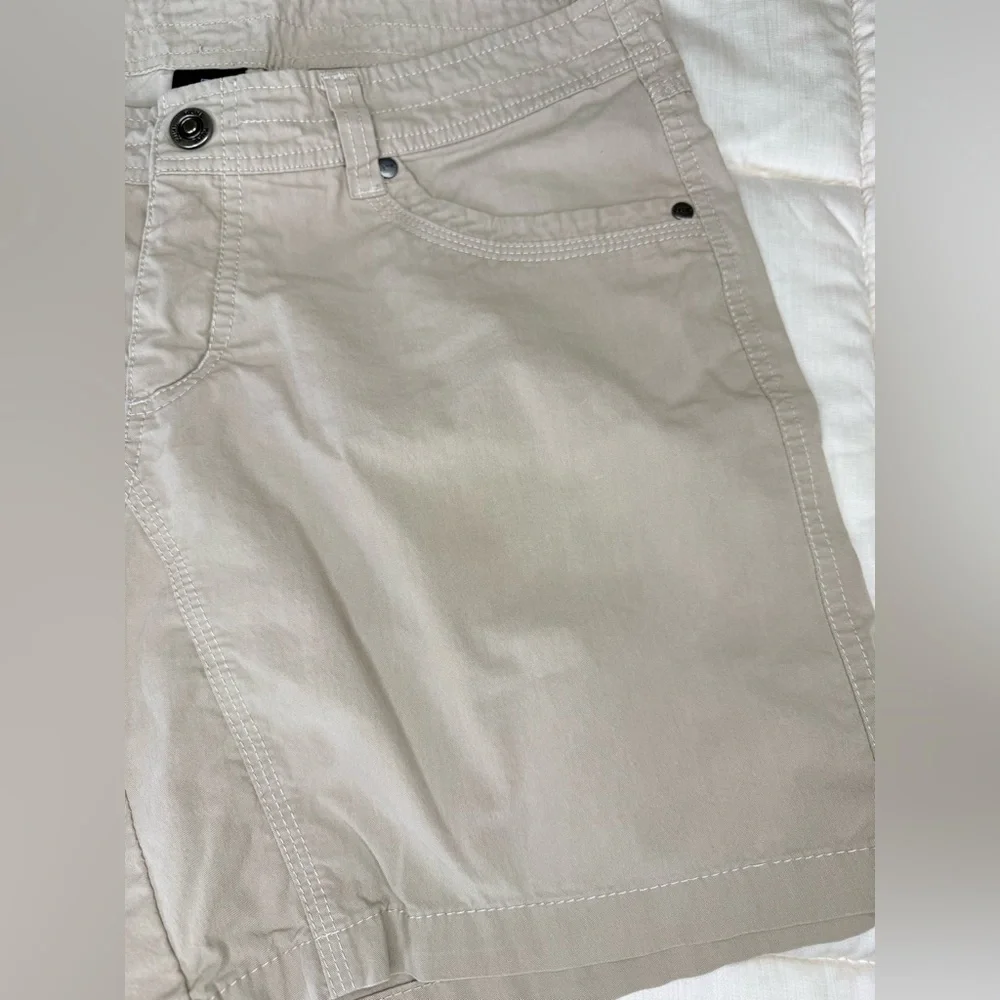 Kuhl women’s hiking climbing camping khaki shorts 5 pockets lightweight 10 EUC - Picture 5 of 12